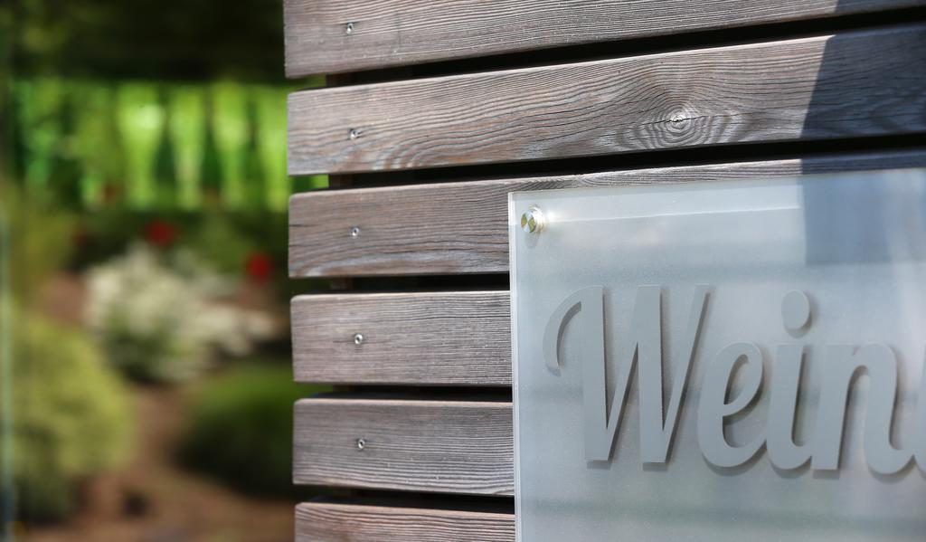Ernst Clüsserath Weingut&Weinhotelchen Trittenheim Exterior foto